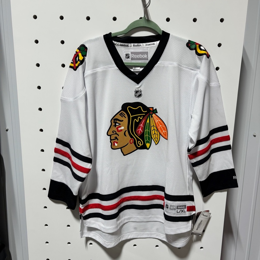 NHL Chicago Blackhawks Youth Jersey White Size L/XL